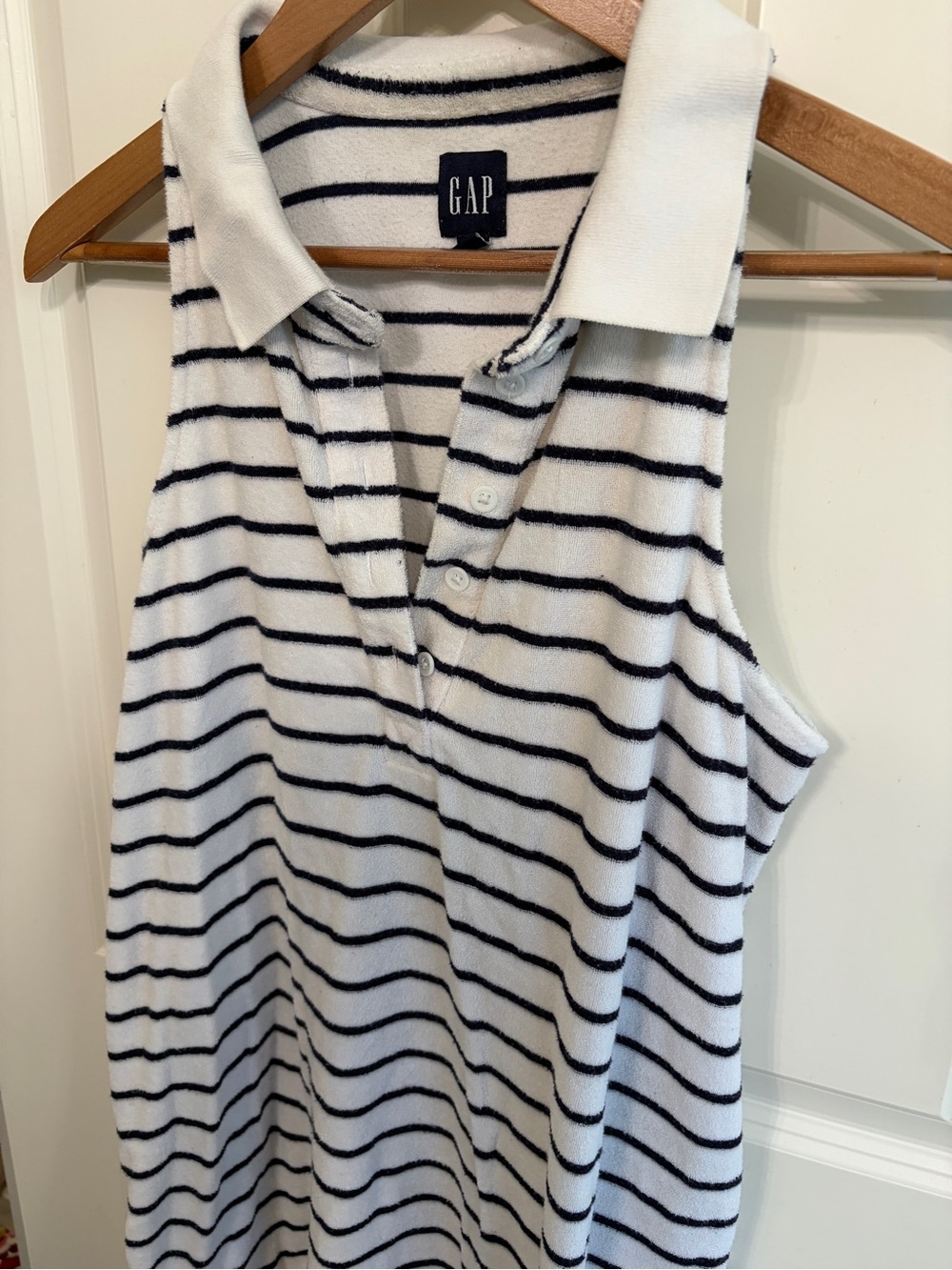 GAP size M White and Navy Striped Sleeveless terrycloth Swim Coverup Dress. - Picture 5 of 9